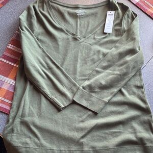 Chico's Sage Long Sleeve V-Neck Top